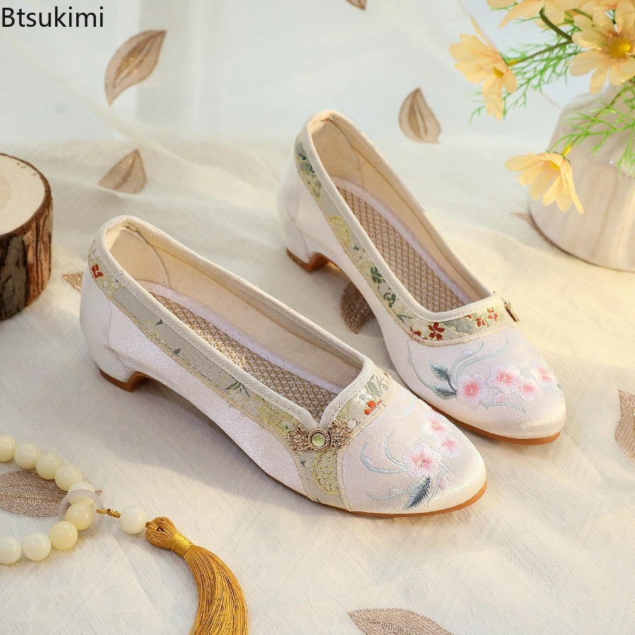 Новые женские туфли 2026 года  – обзор и цена Embroidery Cotton