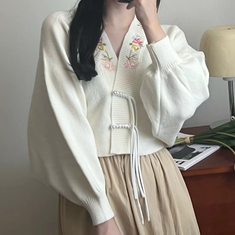 Кардиган женский с v-образным  – обзор и цена Embroidery Online