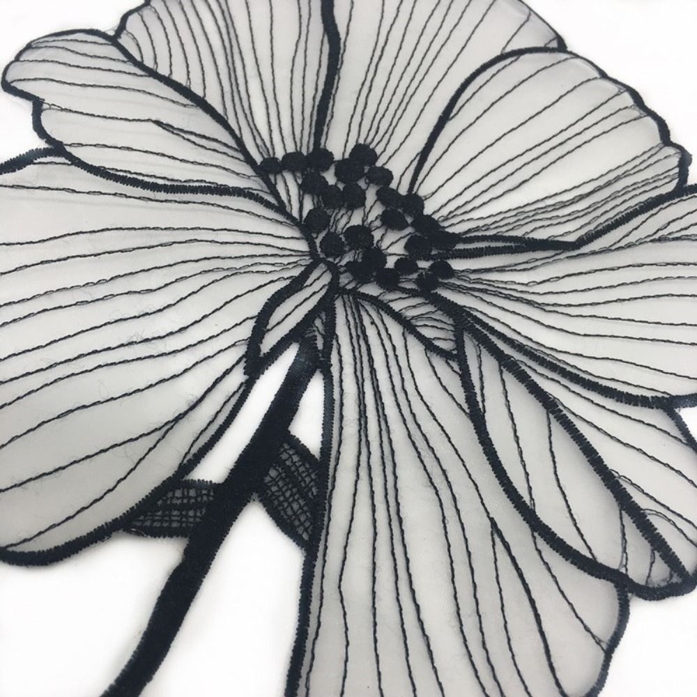 Вышитая нашивка-аппликация для – обзор и цена Embroidery On Black Shirt